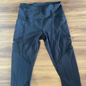 Lululemon wunder under 23 crop